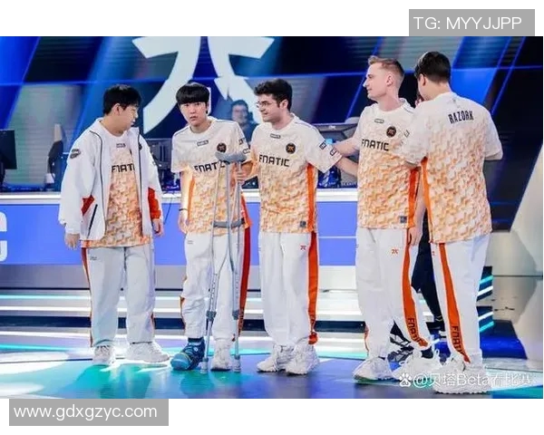 深入探讨英雄联盟TES战队的技术策略与战术创新分析实时数据